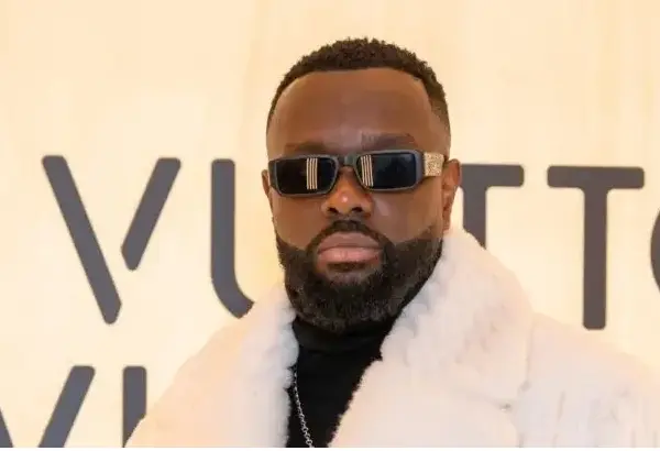 Gims mis en examen et placé sous contrôle judiciaire : les accusations qui pèsent sur le chanteur